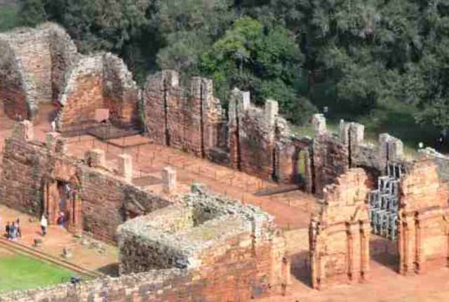 RUINAS DE SAN IGNACIO Y MINAS DE WANDA